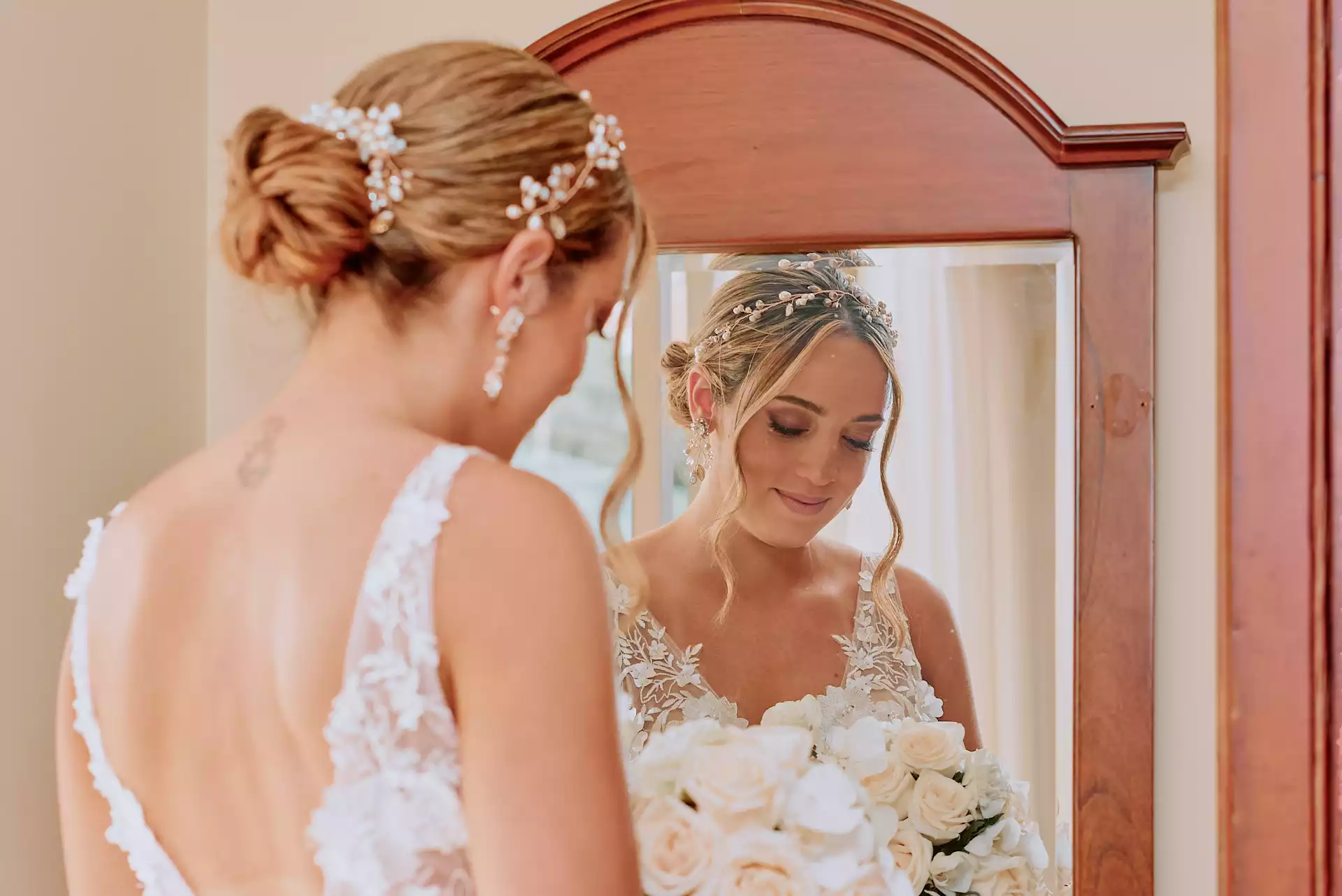 Tips para lucir un cabello hermoso en tu boda | Wink