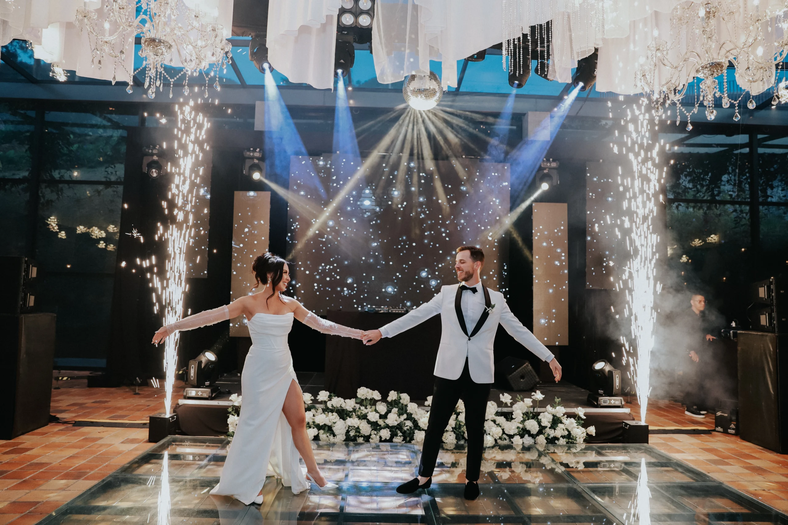 Sonido e iluminación para bodas | Wink Eventos