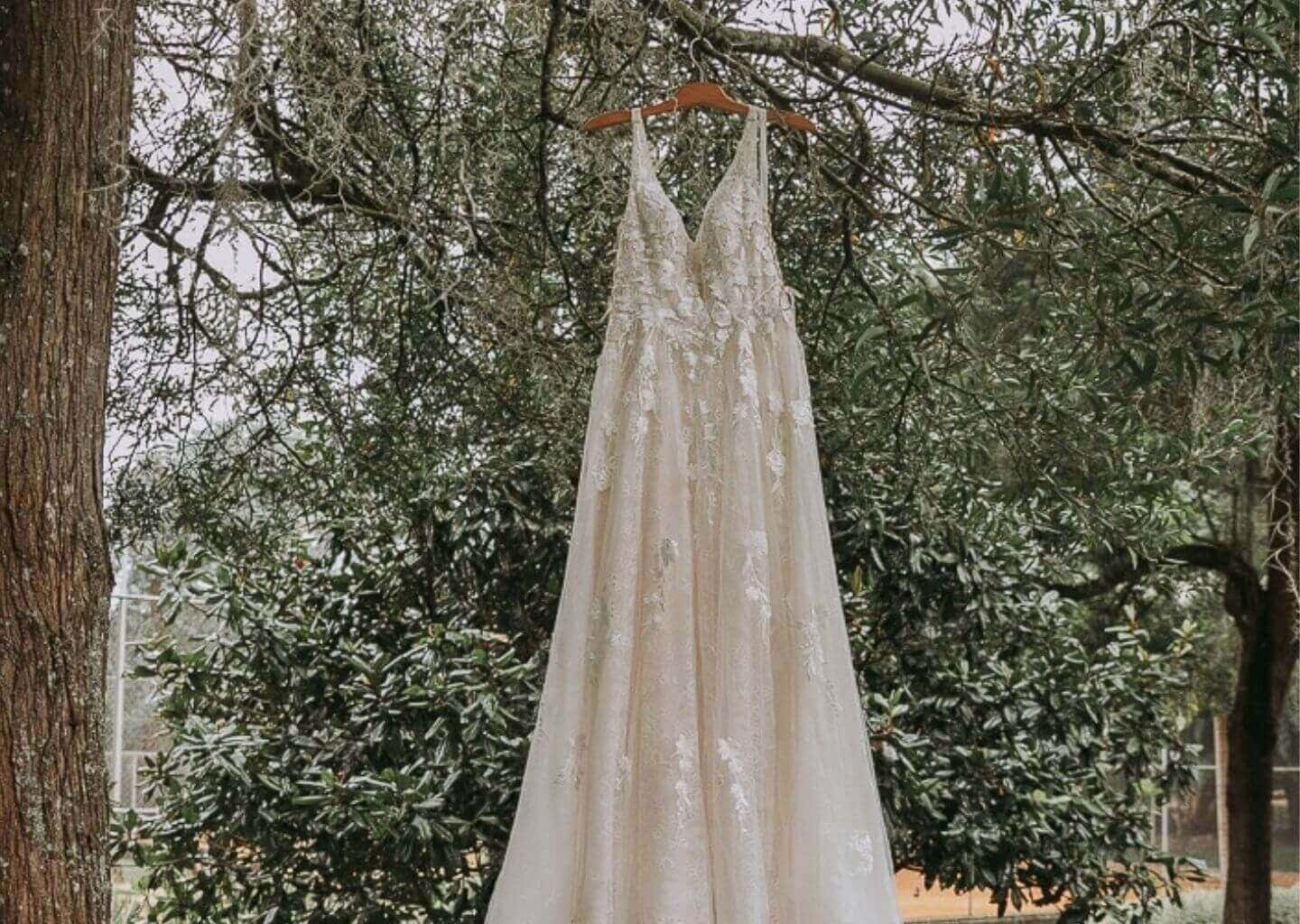 Embroidered tulle dress | Wink Events