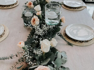 idea de un centro de mesa para una boda muy económico