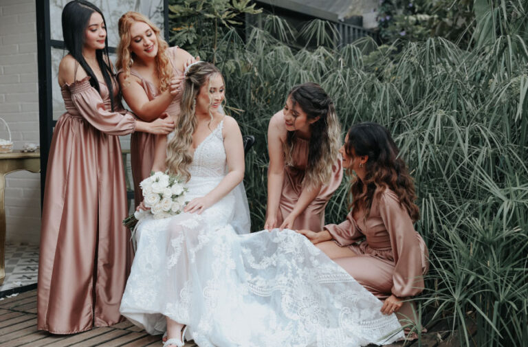 damas de honor con la novia