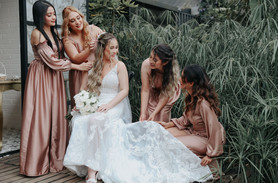 damas de honor con la novia
